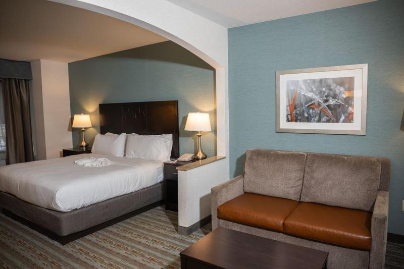 Wyndham Garden Erie Hotel Kearsarge Exterior photo