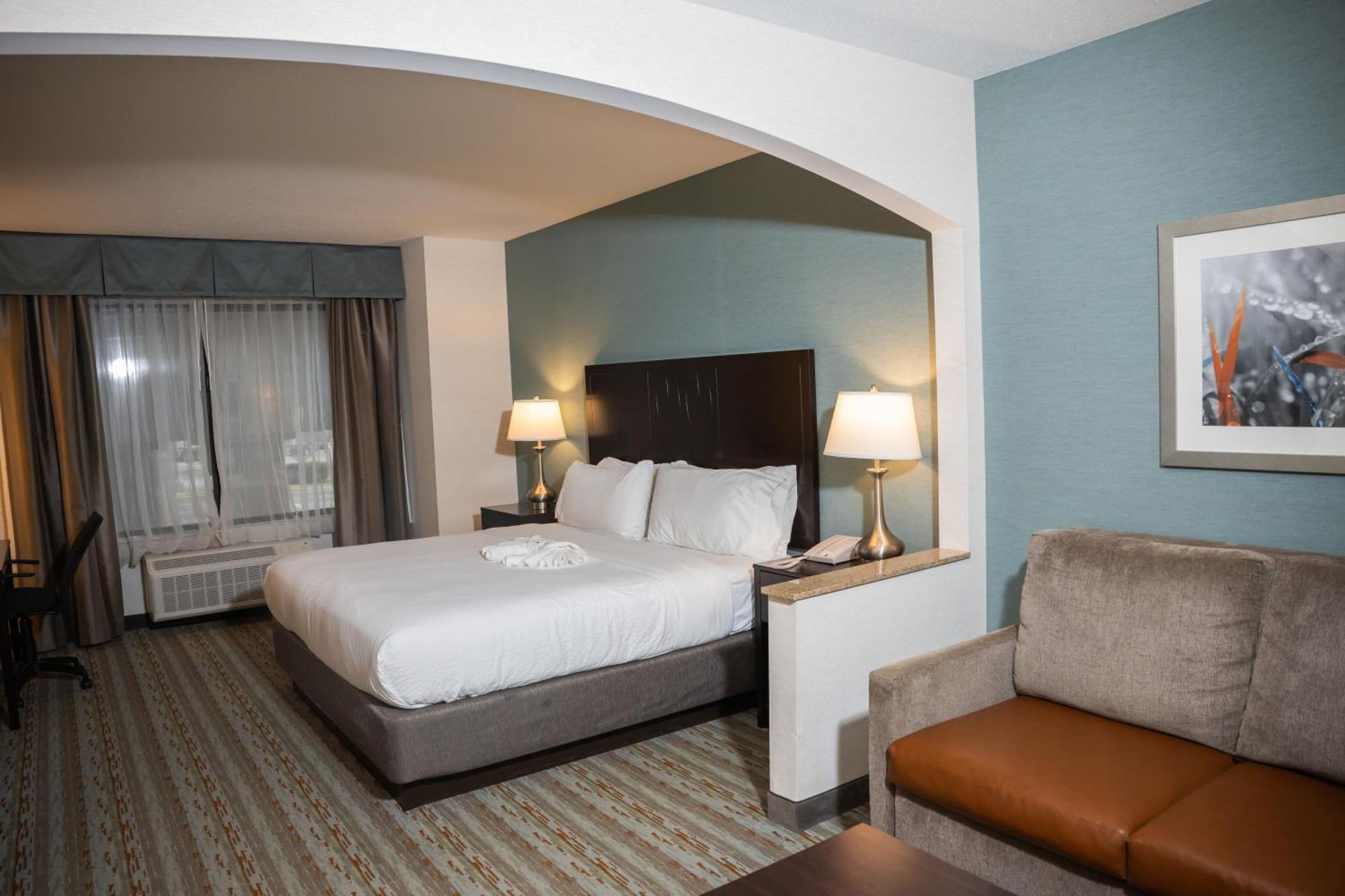 Wyndham Garden Erie Hotel Kearsarge Exterior photo